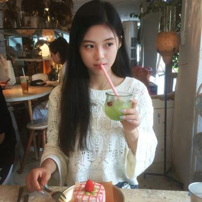 乳房与月亮